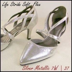7W LifeStride SoftFlex Strappy Pump Metallic Heels